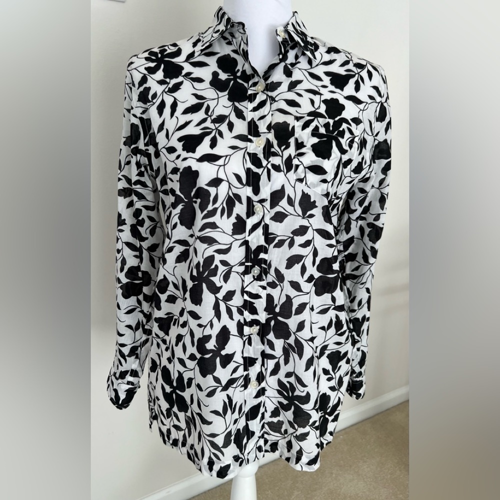 Ralph Lauren Long Sleeve Floral Button Down Blouse- Size Small.